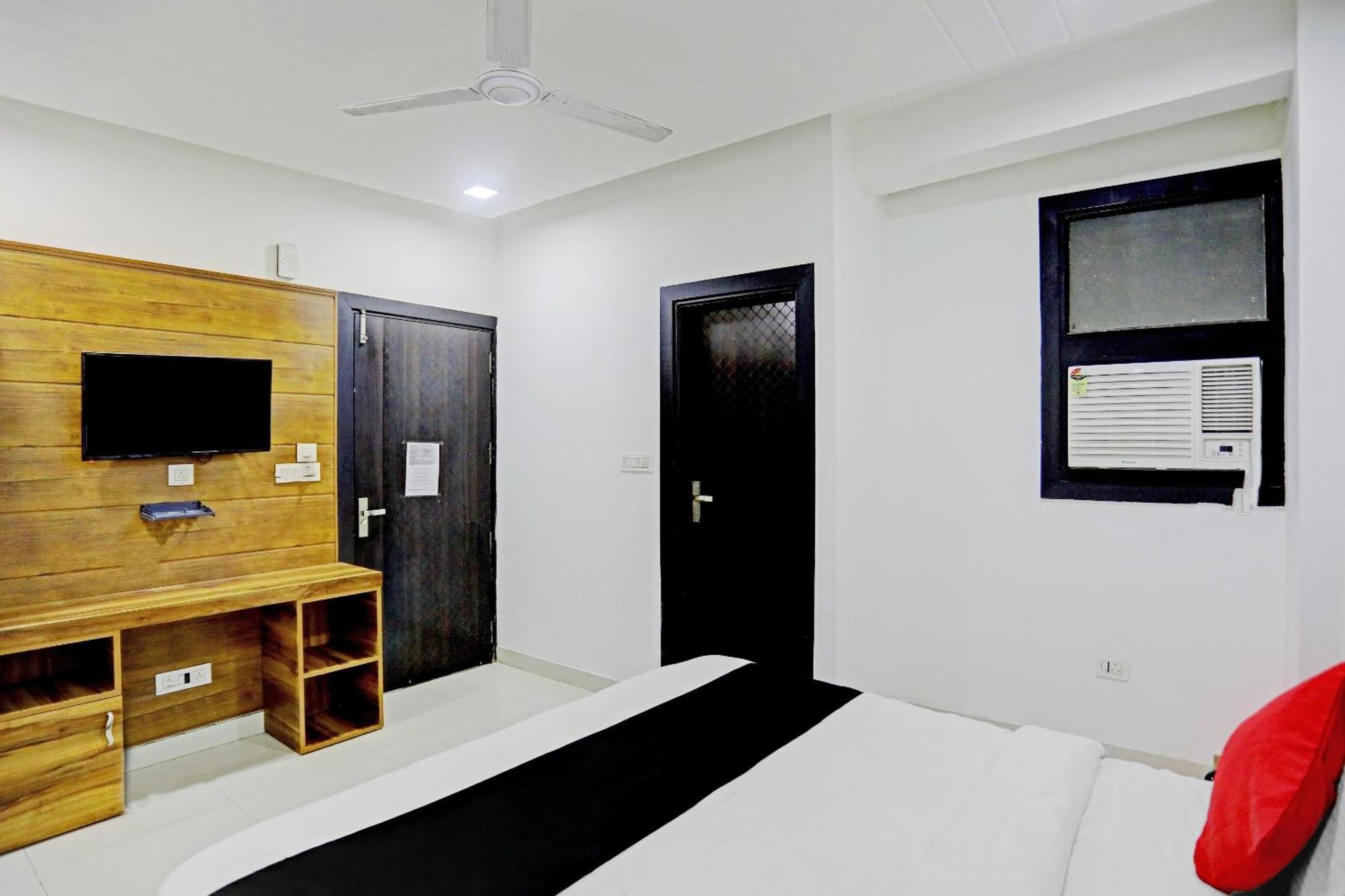 Hotel O Zion New Delhi Exterior photo