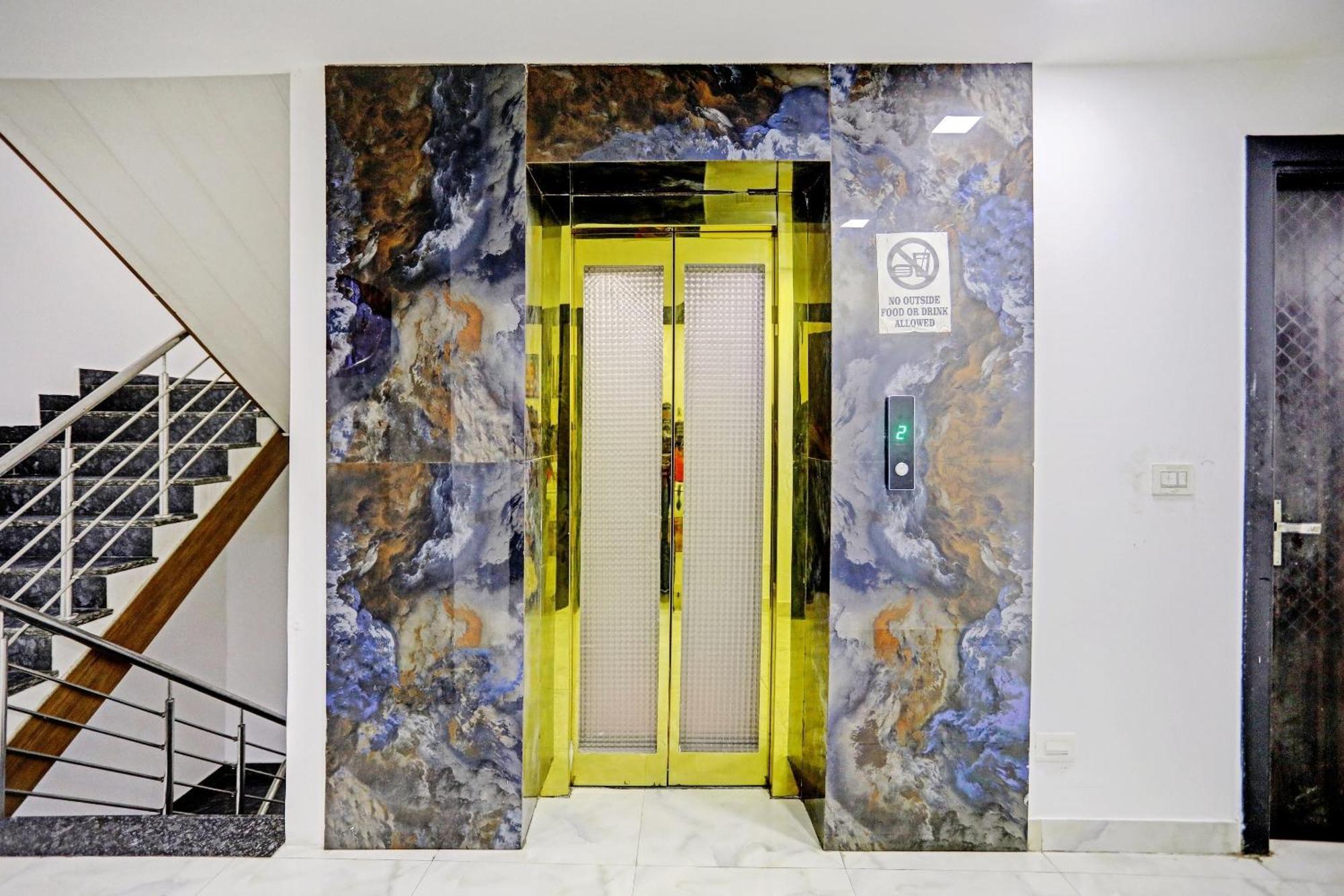 Hotel O Zion New Delhi Exterior photo