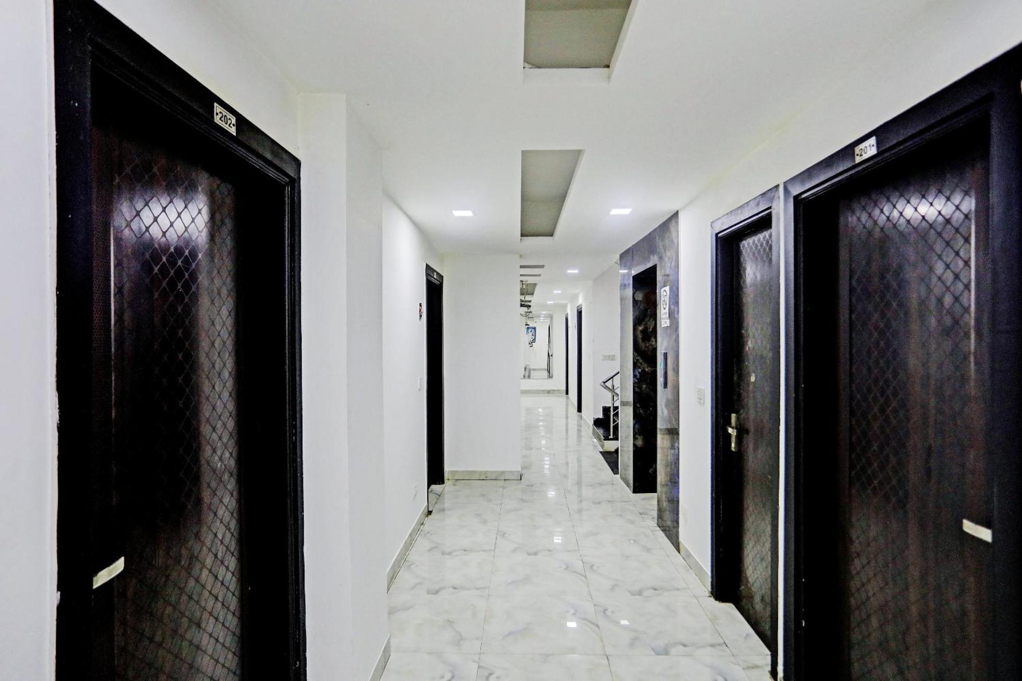 Hotel O Zion New Delhi Exterior photo